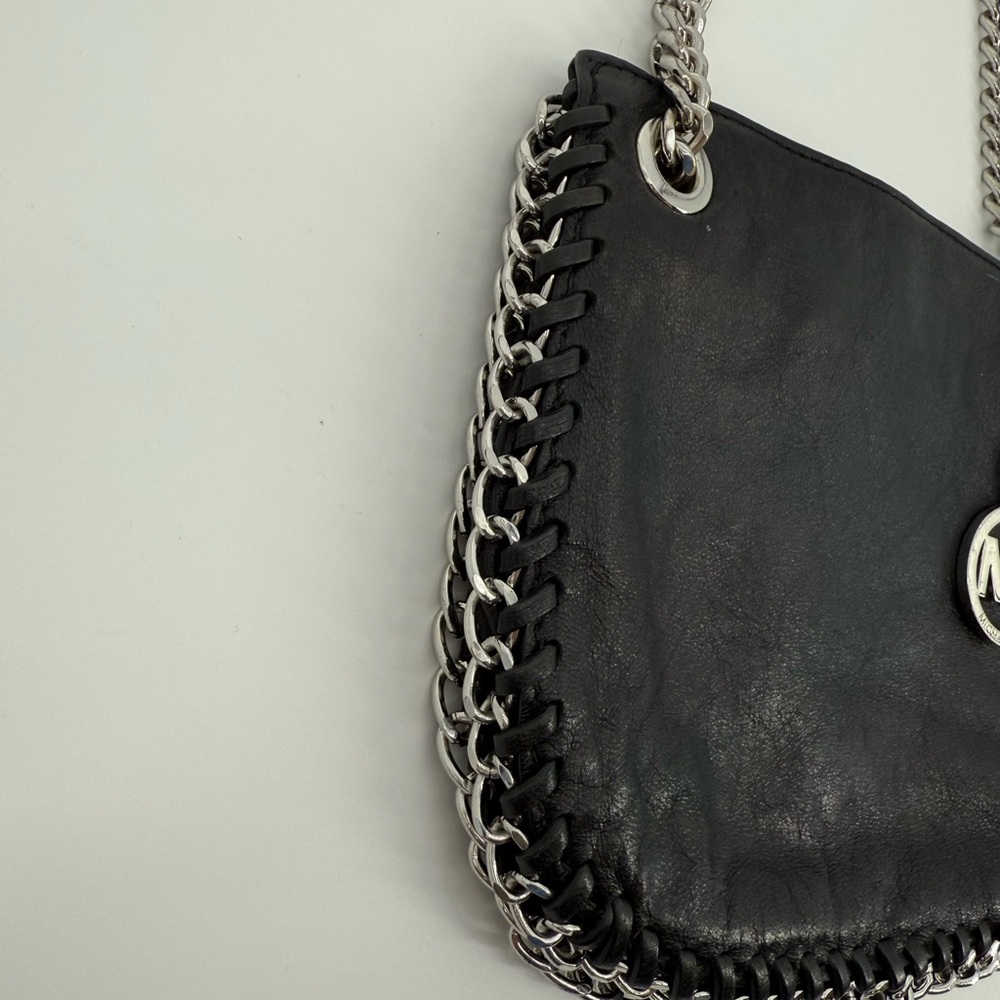 Michael Michael Kors Black Leather Shoulder/Crossbody Chelsea Silver Chain Bag - Picture 5 of 17